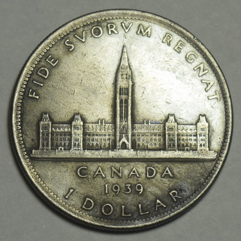 1939 Canadian Silver Dollar . . . . Extremely Fine